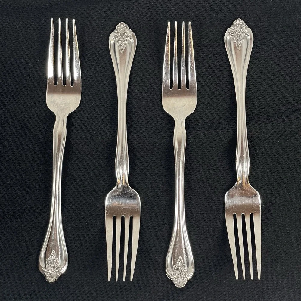 4 Oneida Boutonniere Dinner Fork Stainless Flatware Silverware Floral Glossy Lot
